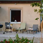 La Mellifera Homestay